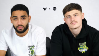 足坛暖心创举！牛津联成首支牵手 Boys Get Sad Too 的职业队，男性心理健康话题能否破圈？