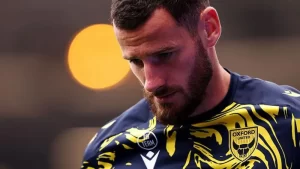 前牛津队长摩尔加入北安普顿